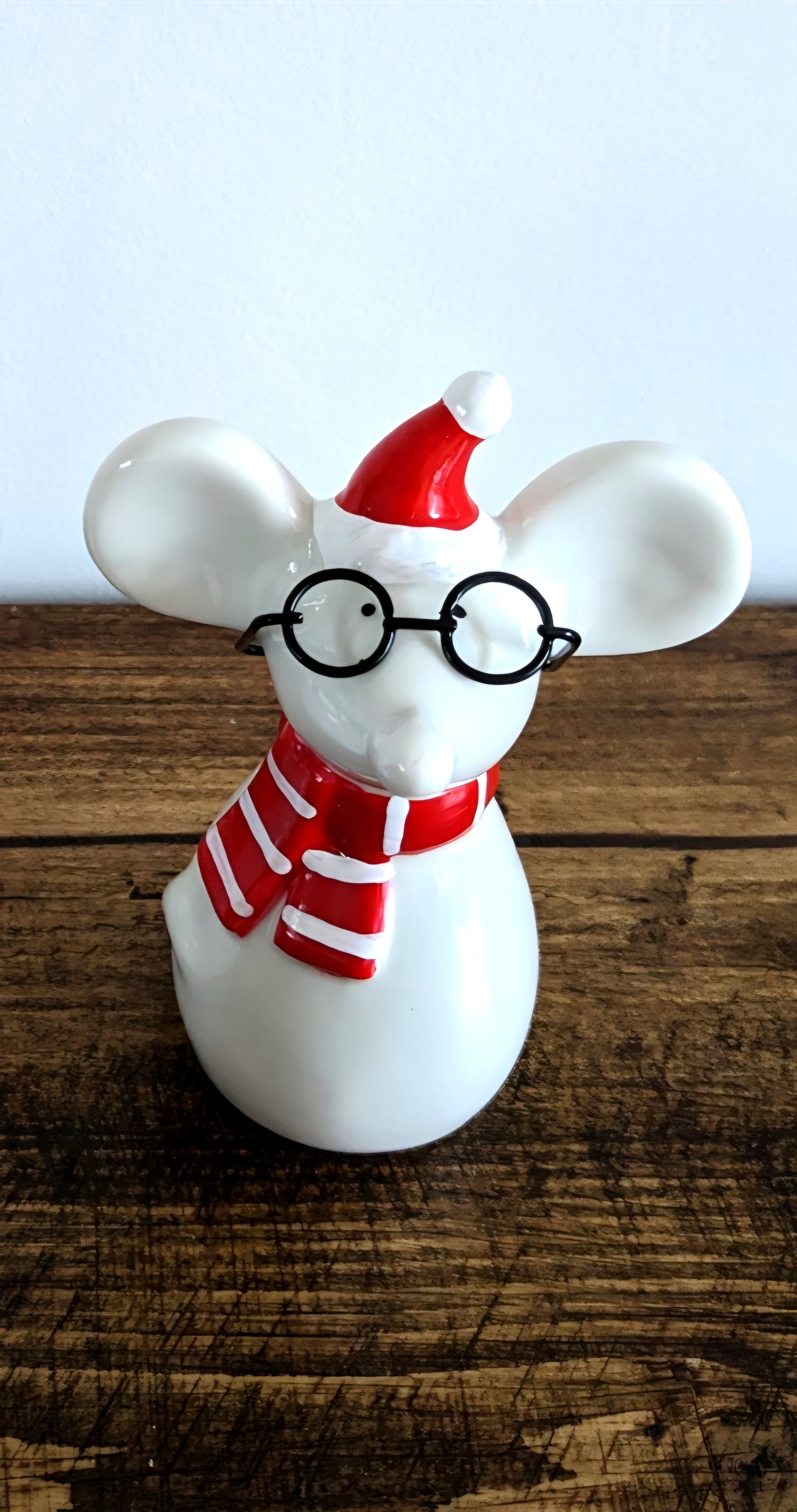 White Ceramic Mouse Figurine 9cm